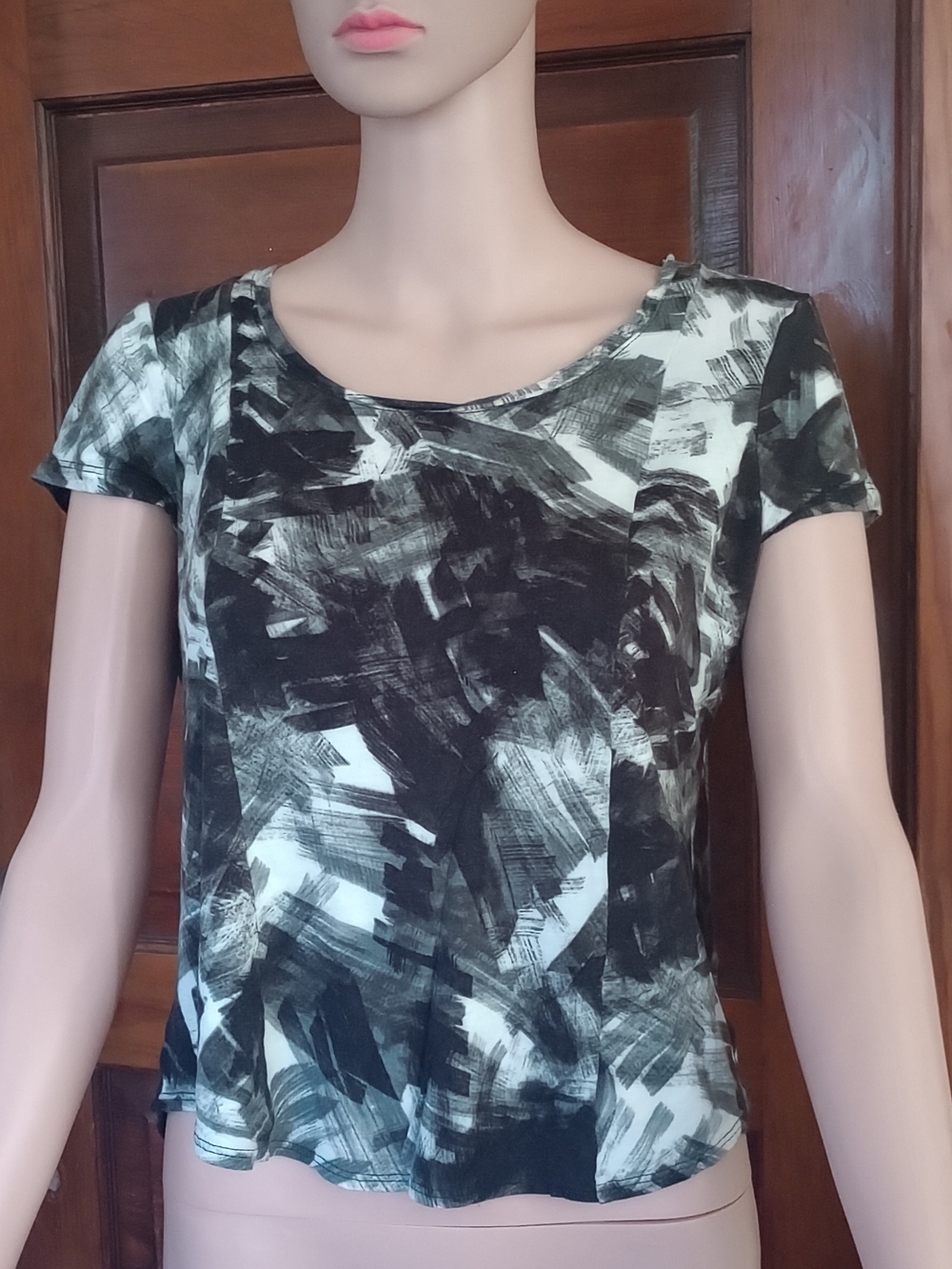Simply Vera Vera Wang Black & White Brushstroke Short Sleeve Tee